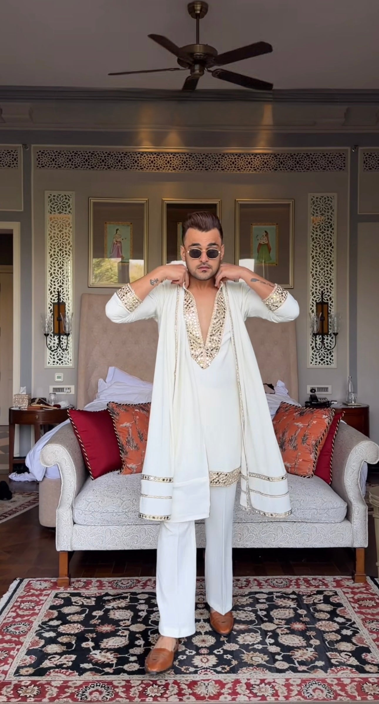 White Mirror-Work Mens Kurta With Duppta – Premium Festive & Wedding Collection
