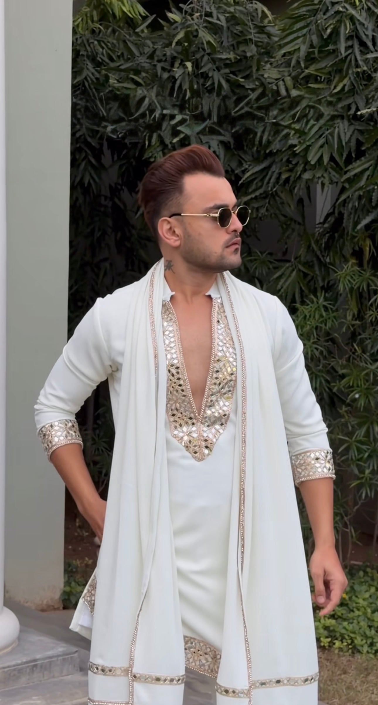 White Mirror-Work Mens Kurta With Duppta – Premium Festive & Wedding Collection