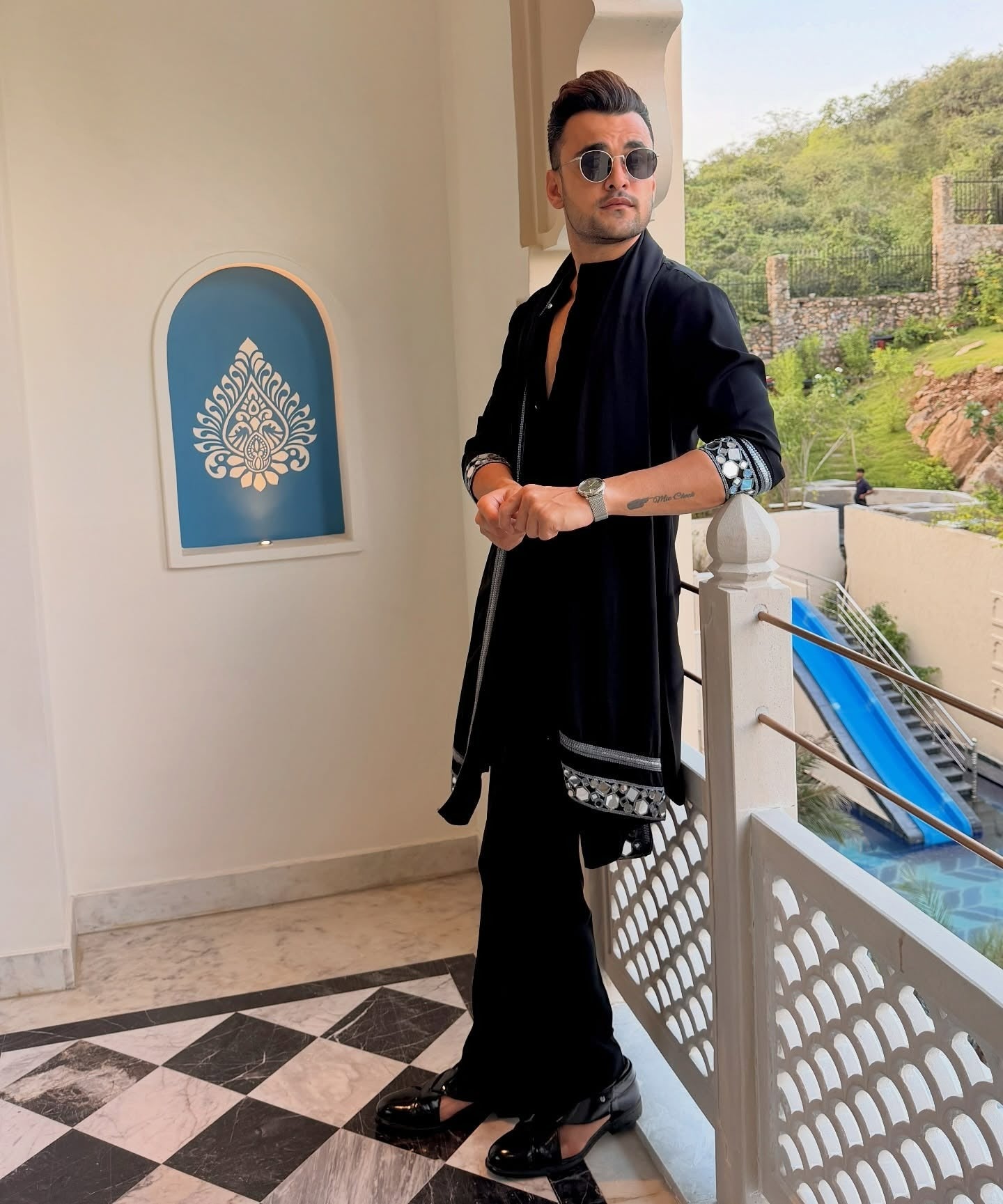 Premium Black Mirror-Work Men’s Kurta With Duppta