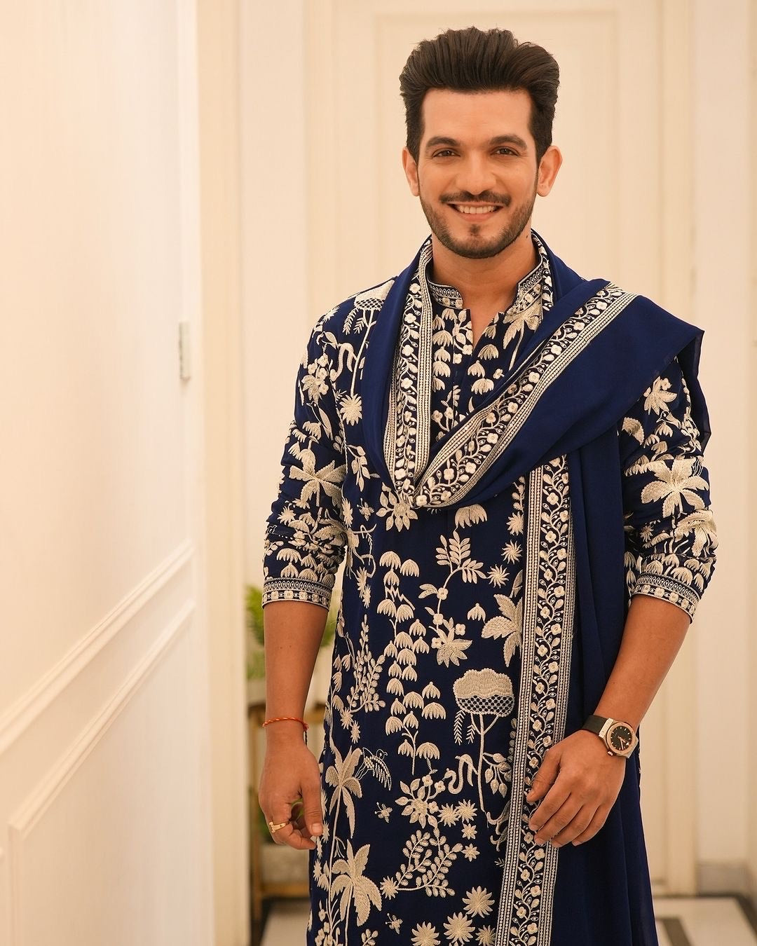 Royal Blue Embroidered Men’s Kurta with Dupatta